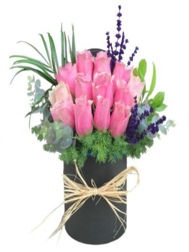 Kutuda Pembe Güller